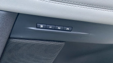 Land Rover Range Rover Evoque 1.5 P300e R-Dynamic SE 5dr Auto Hatchback